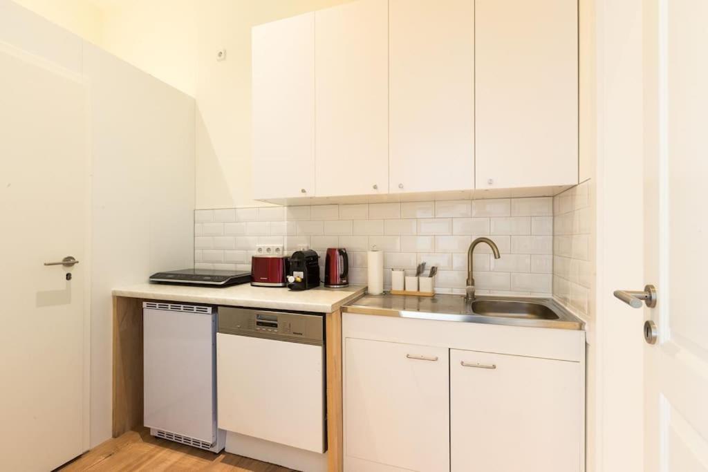 Studio Apartment Friedrichshain Берлин Екстериор снимка
